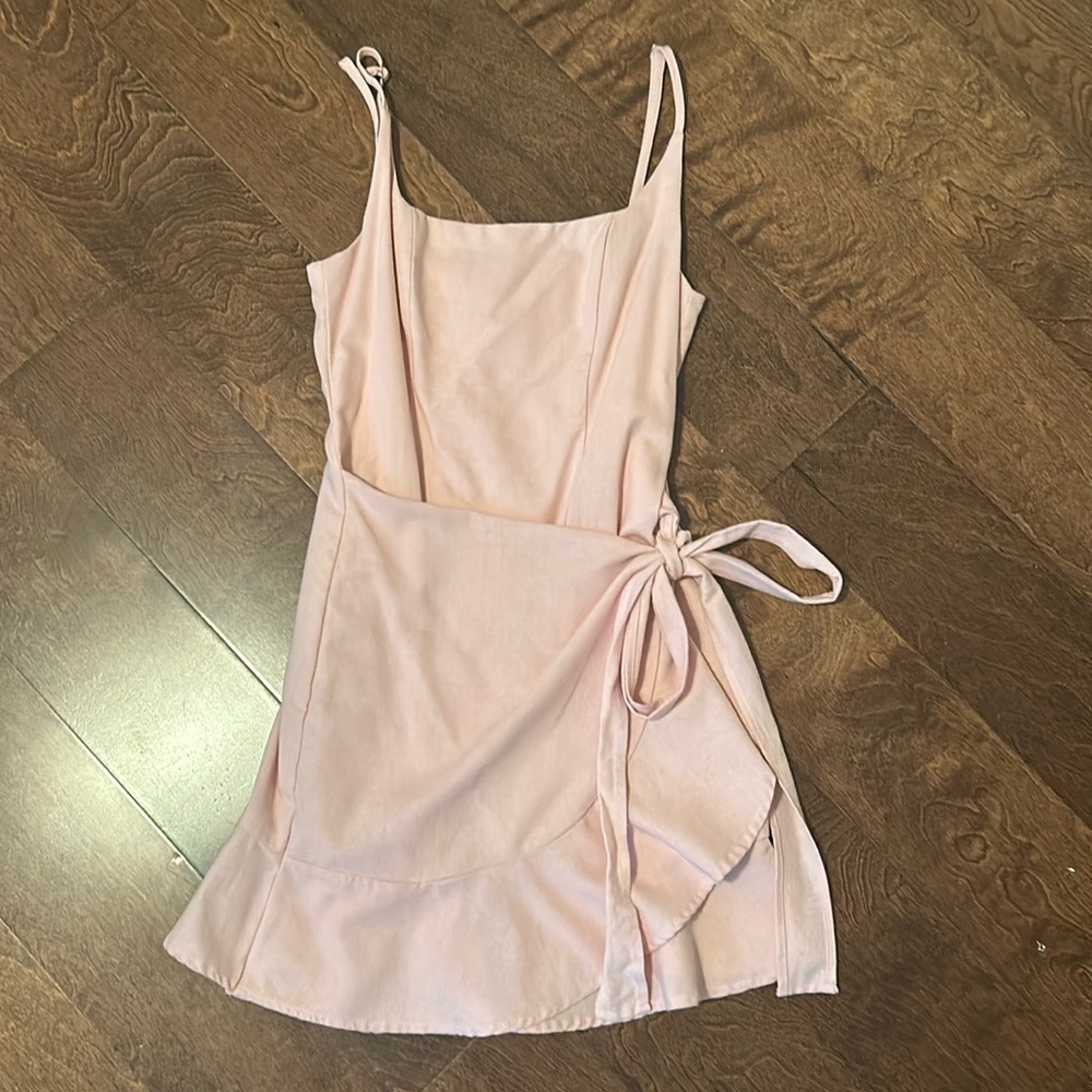Princess Polly Light Pink dress Size 2